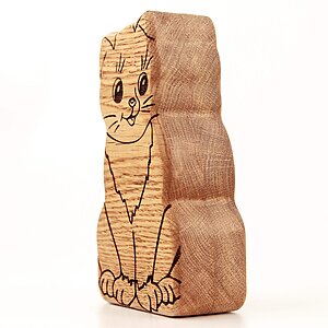 Wooden gift cats