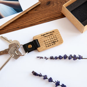 Alternative view of 5th 1 year anniversary gift for husband, Wooden custom сalendar keychain leather