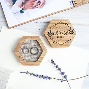 Elegant wedding ring box,